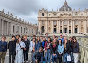 Students travel culturual immersion in Rome
